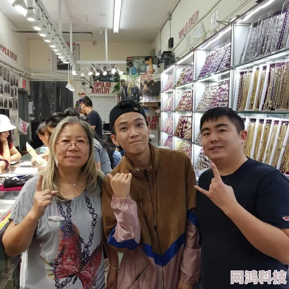 中国大妈rapper节奏感强歌词有趣展现别样活力